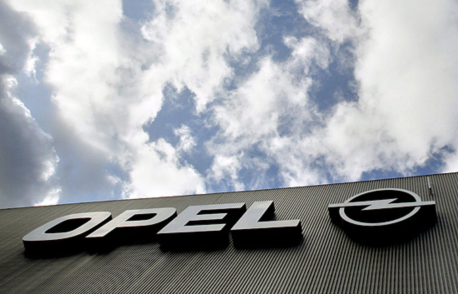 Telediario matinal en cuatro minutos (04/11/09)