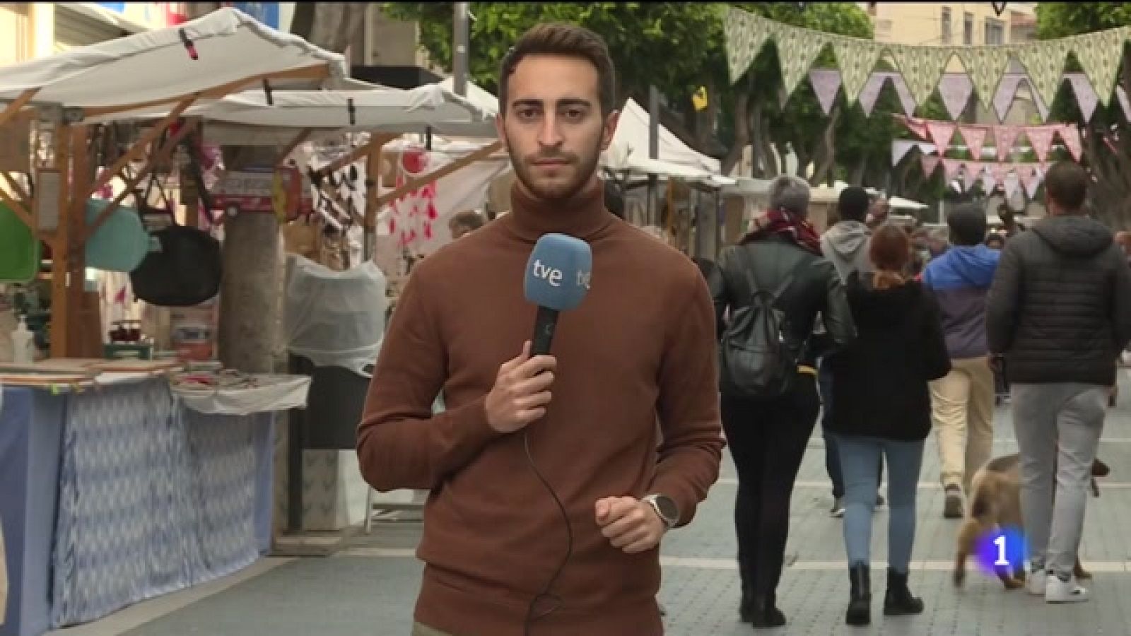 Avui als carrers d'Inca es comença a respirar un ambient especial - Informatiu Balear | Ver