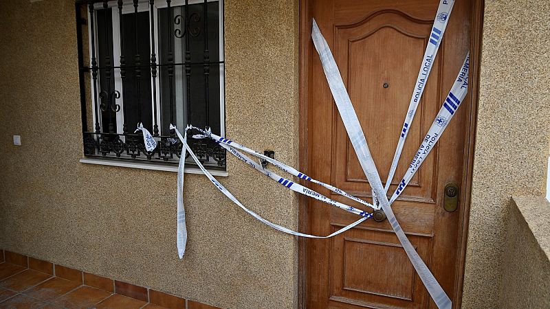 Mueren una mujer y sus dos hijos en un incendio en Almería | Ver