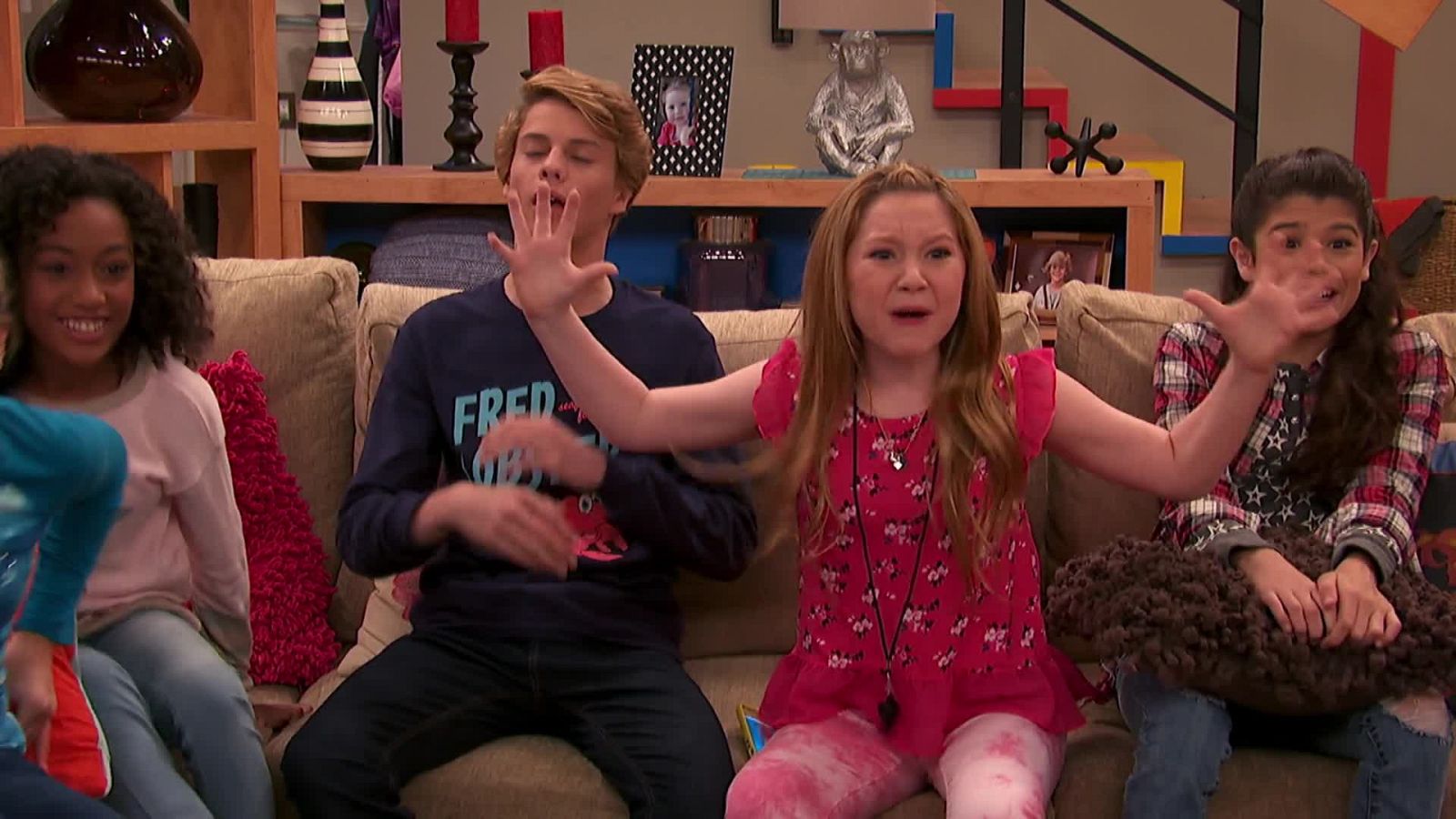 Invasores del espacio 2ª Parte - Henry Danger | Ver