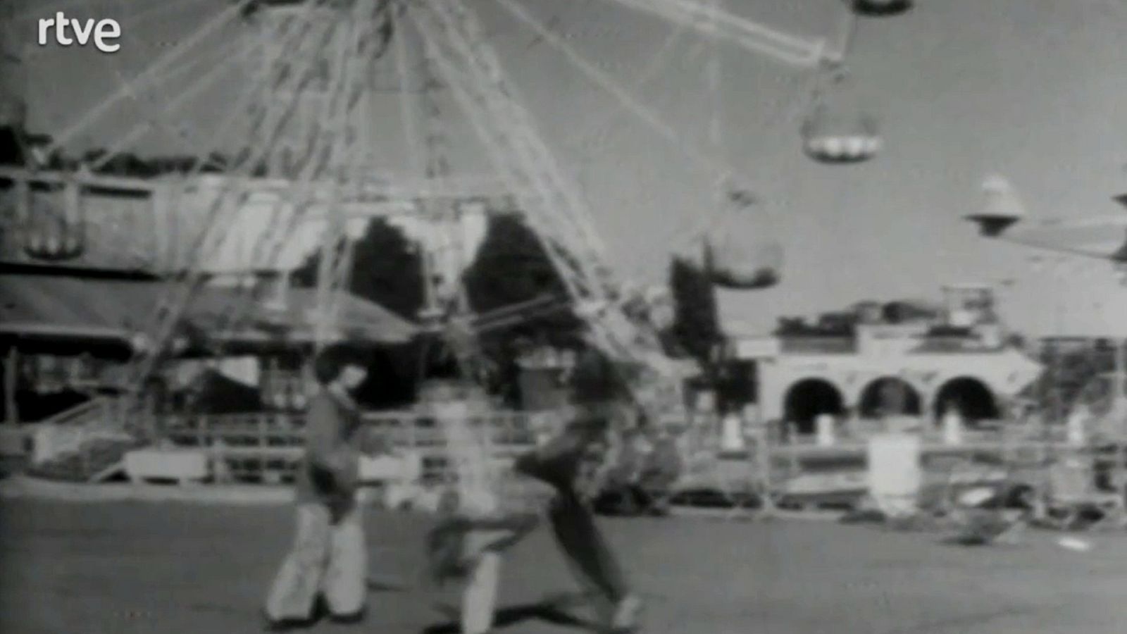 Arxiu TVE Catalunya - Terra d'escudella - El Tibidabo i la família Groucho