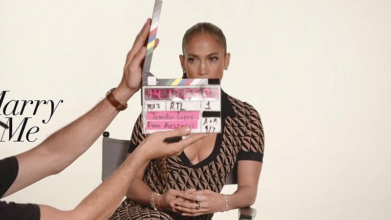 'Cásate conmigo', Jlo y Maluma unidos en la gran pantalla | Ver