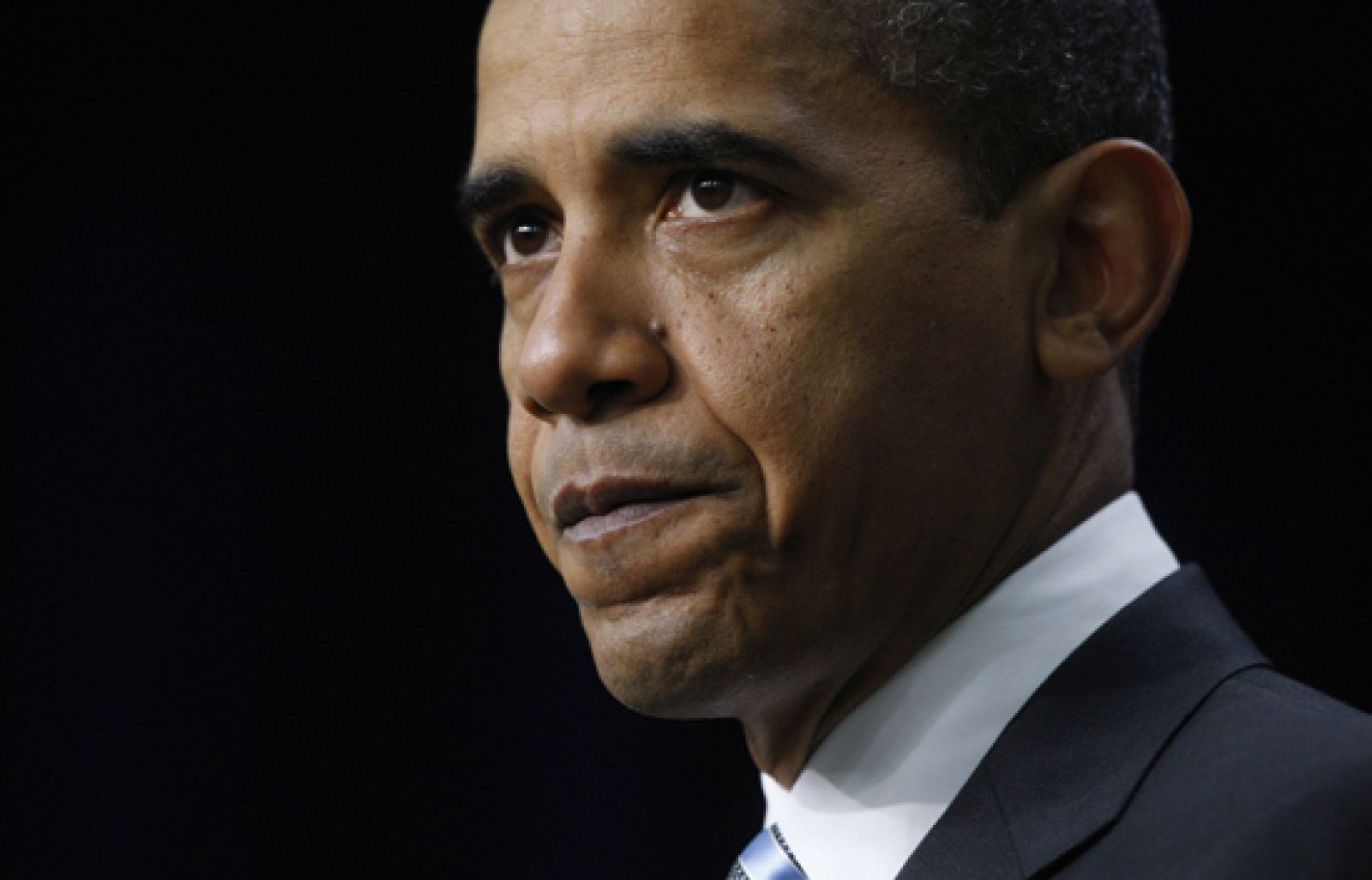 Aunque en su país Obama pierde apoyo popular, no ocurre lo mismo en el resto del mundo | Ver