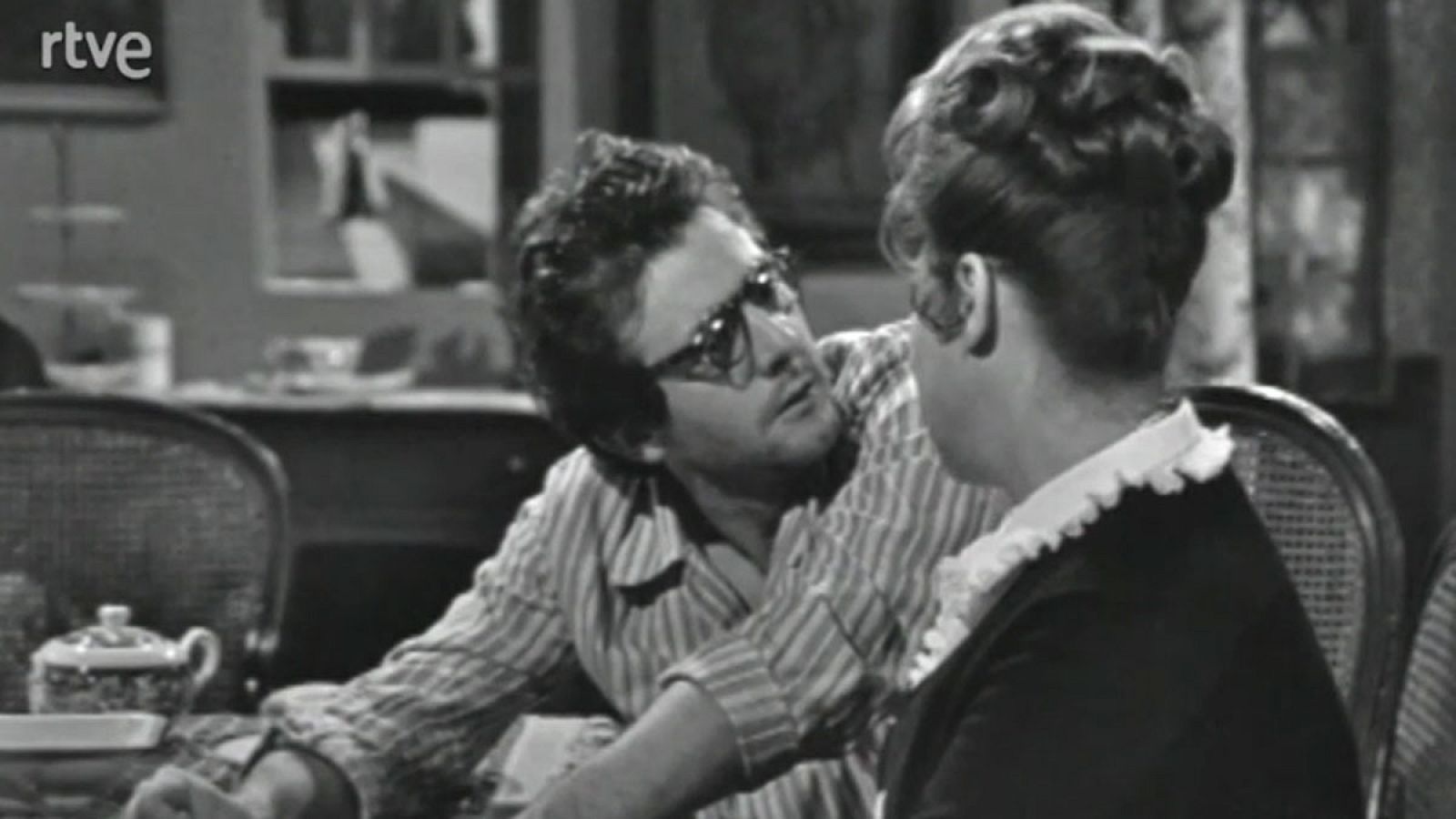 Teatro Estudio - La fiesta de cumpleaños - Teatro en el Archivo de RTVE | Ver