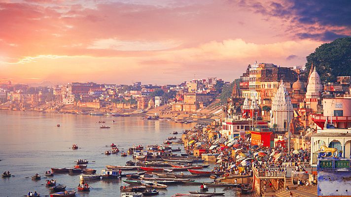 Viaje al pasado de las ciudades 2 - Benares: India, una forma de vida ancestral