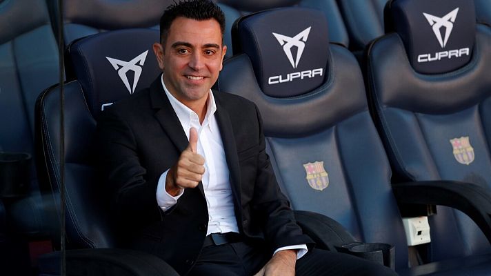 Telediario 1 - Xavi Hernández se estrena ante el Espanyol