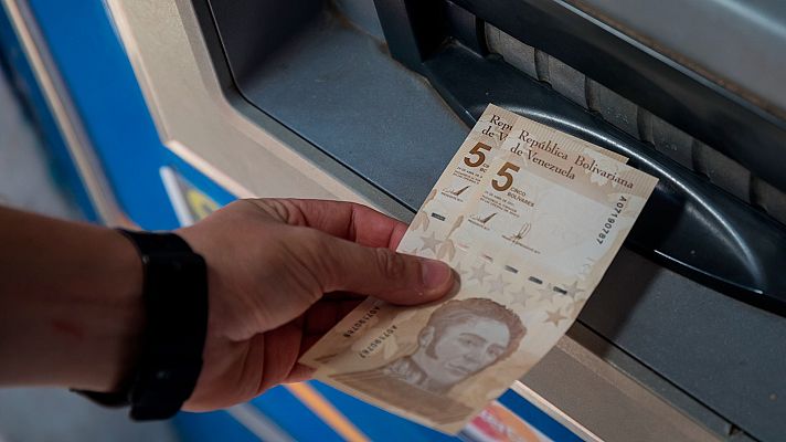Telediario Fin de Semana - La devaluación del bolívar convierte al dólar en la divisa extraoficial en Venezuela