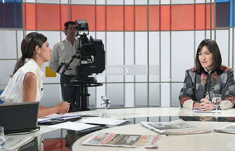 González Sinde: 'No contemplamos medidas punitivas para el ciudadano que se baje una película de internet'