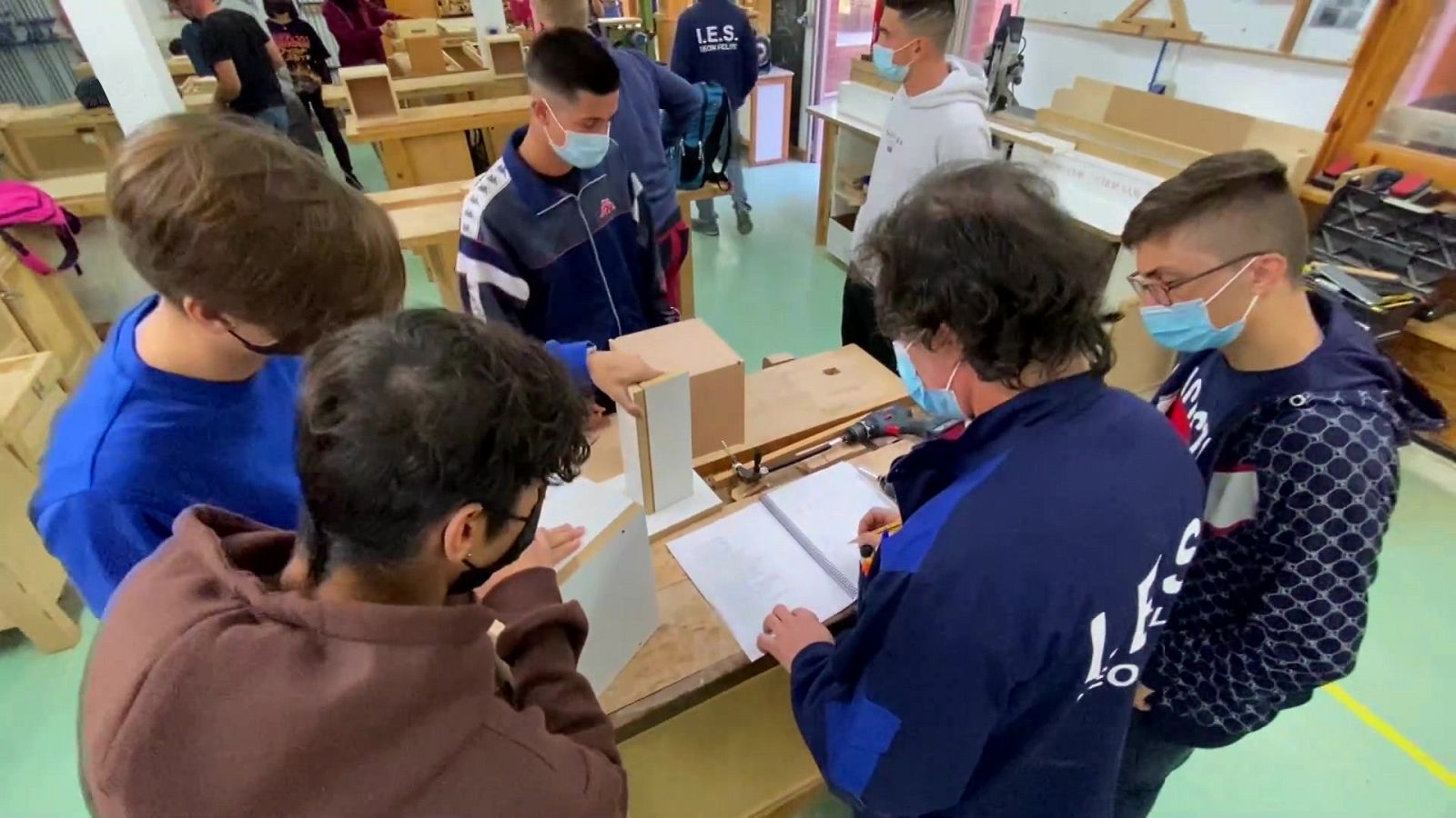 Aquí hay trabajo - 22/11/21 - ver ahora