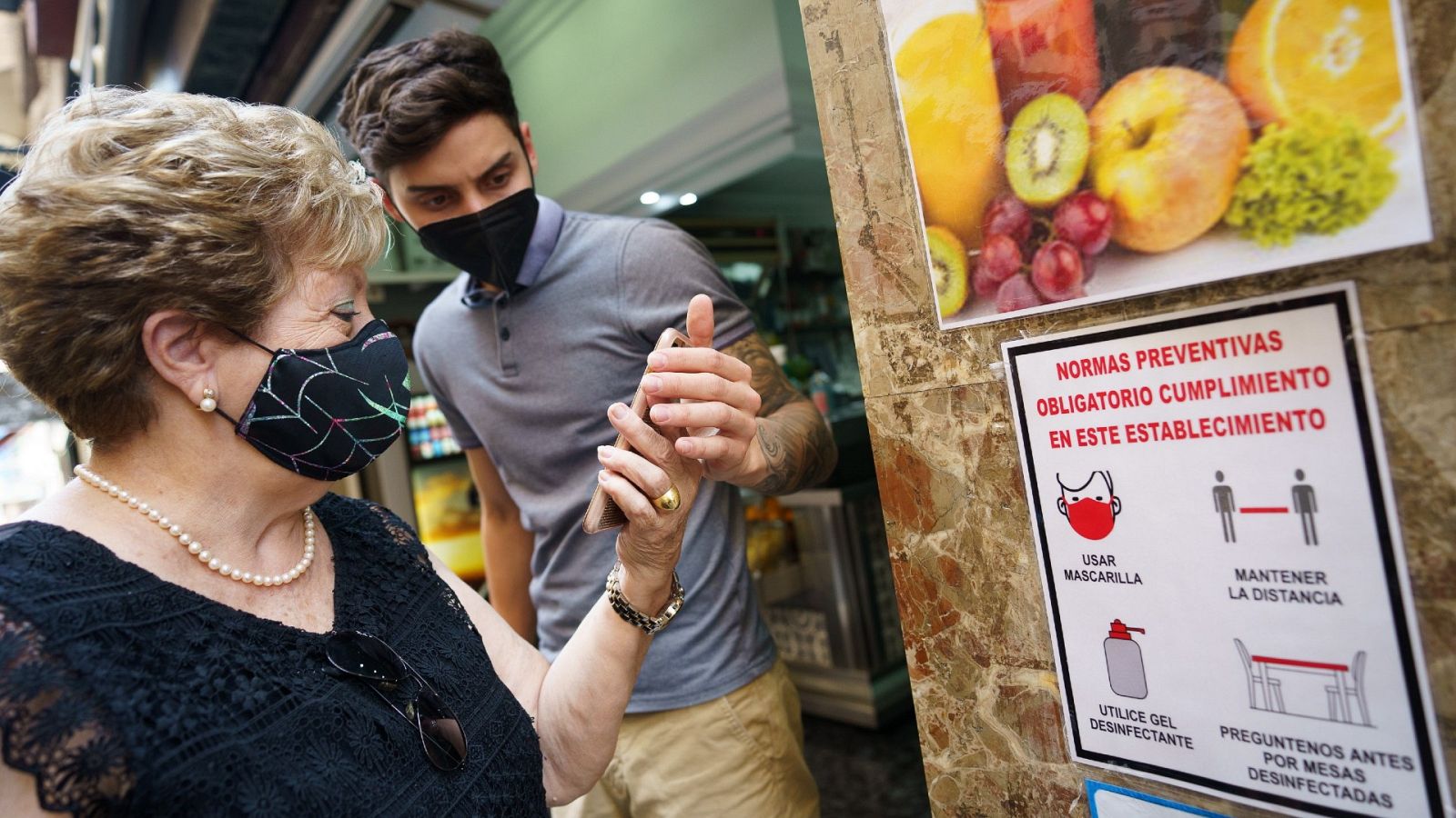 La Justicia acoge el pasaporte COVID con criterios dispares | Ver