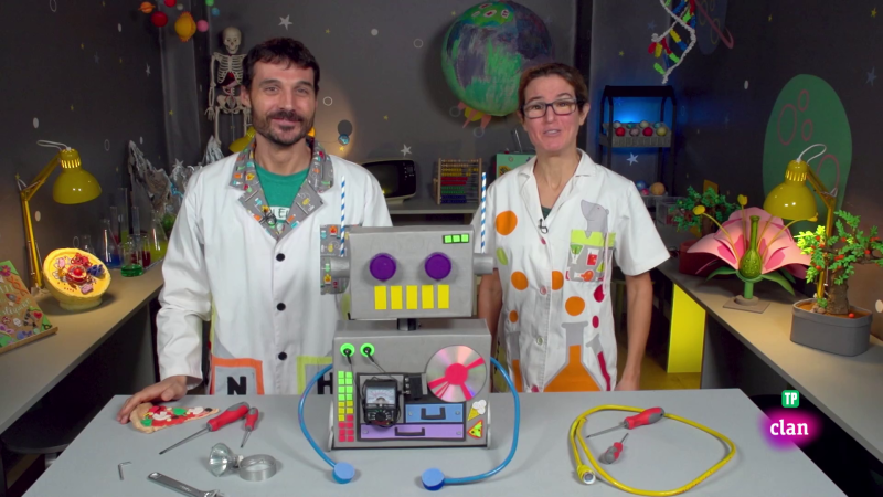 CIENCIAS NATURALES - Las partes del robot - Aprendemos en Clan | Ver