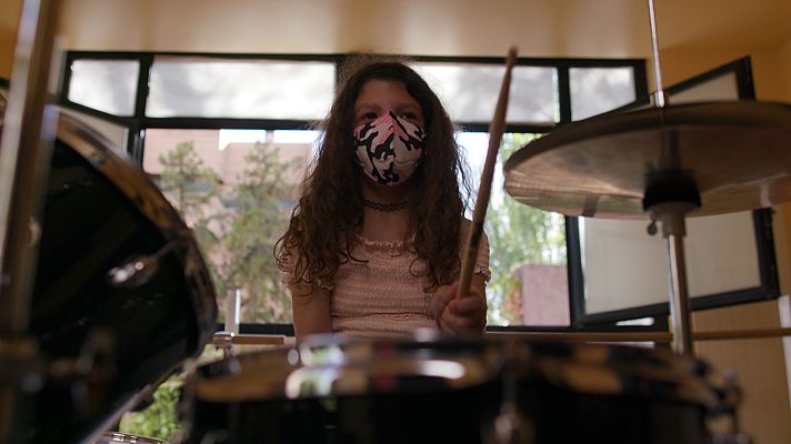 De seda y hierro - Cambio de rumbo