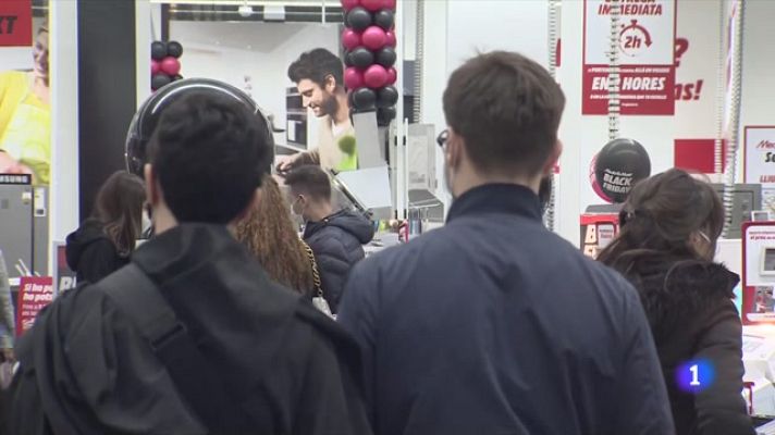 L'Informatiu - Els comerciants esperen un volum de vendes al nivell de prepandèmia