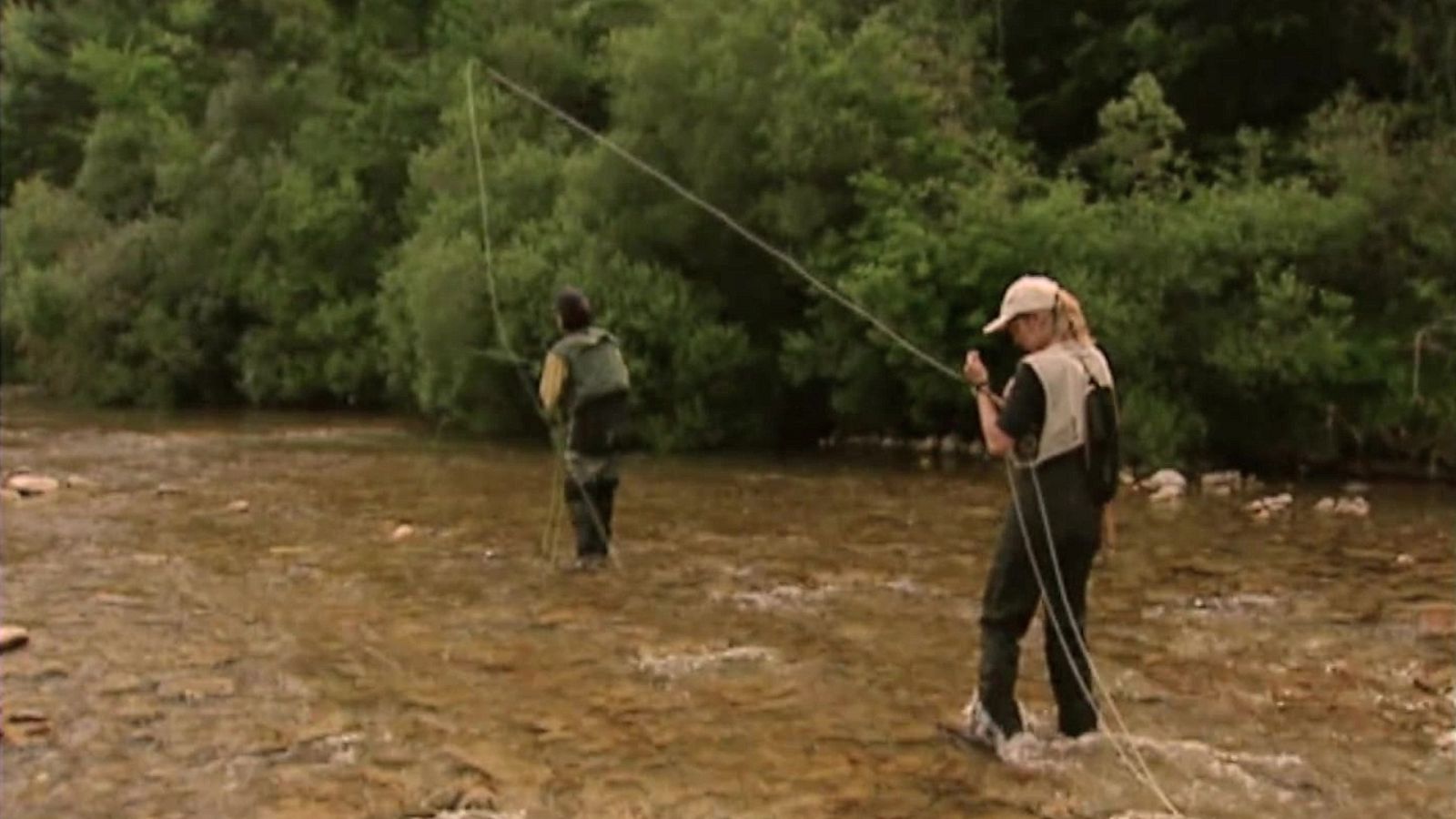 Jara y sedal - Pescadoras intrépidas - ver ahora
