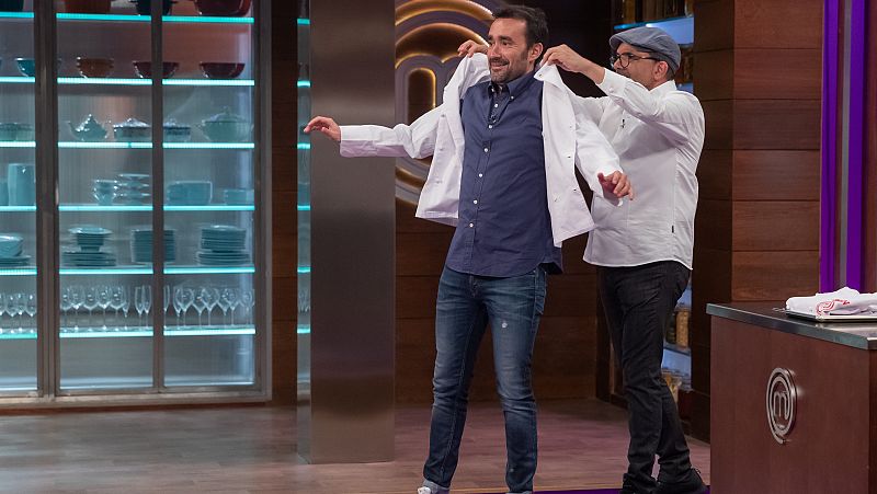 Juanma Casta�o, primer duelista de MasterChef Celebrity 6