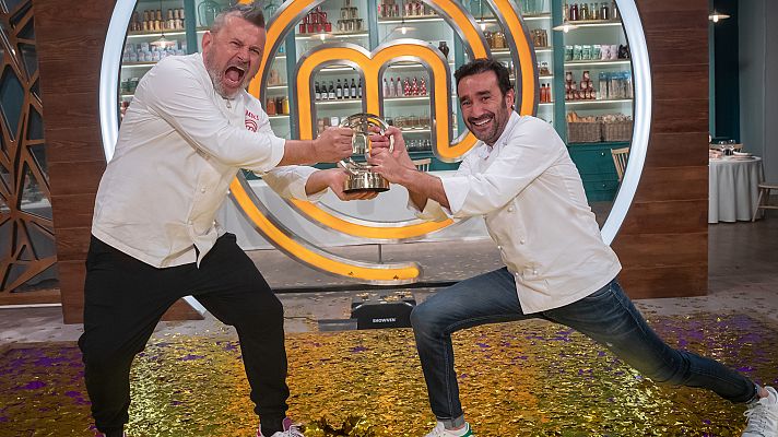 MasterChef Celebrity - Juanma se casa, pero ¿con Helena o con Miki?