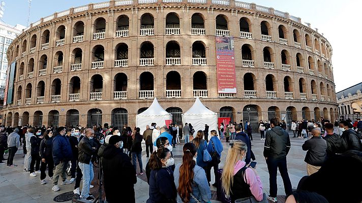 Telediario Fin de Semana - La exigencia del pasaporte COVID reactiva la vacunación