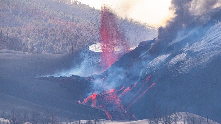 Telediario Fin de Semana - La erupción volcánica en La Palma abre una ventana de oportunidad a la energía geotérmica