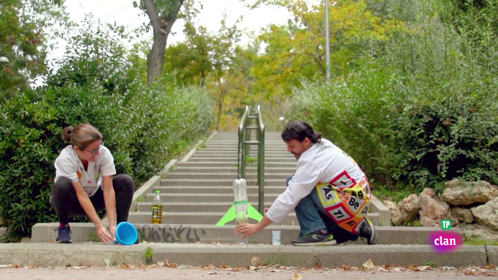 RETO - Hacer un cohete - Aprendemos en Clan | Ver