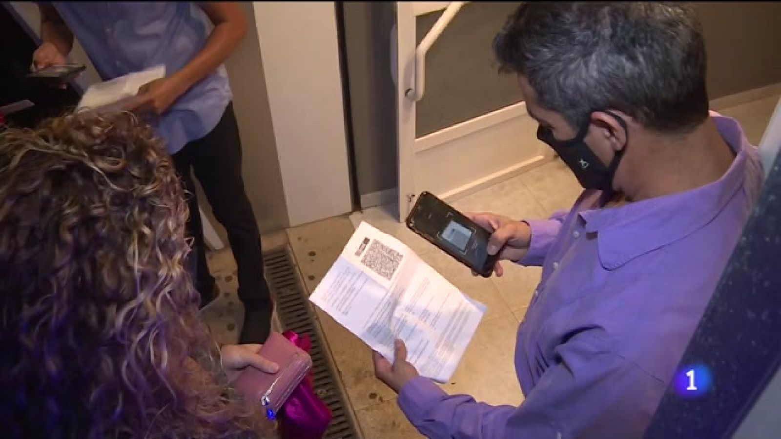 BAL-MLL PASAPORTE COVID - Informatiu Balear | Ver