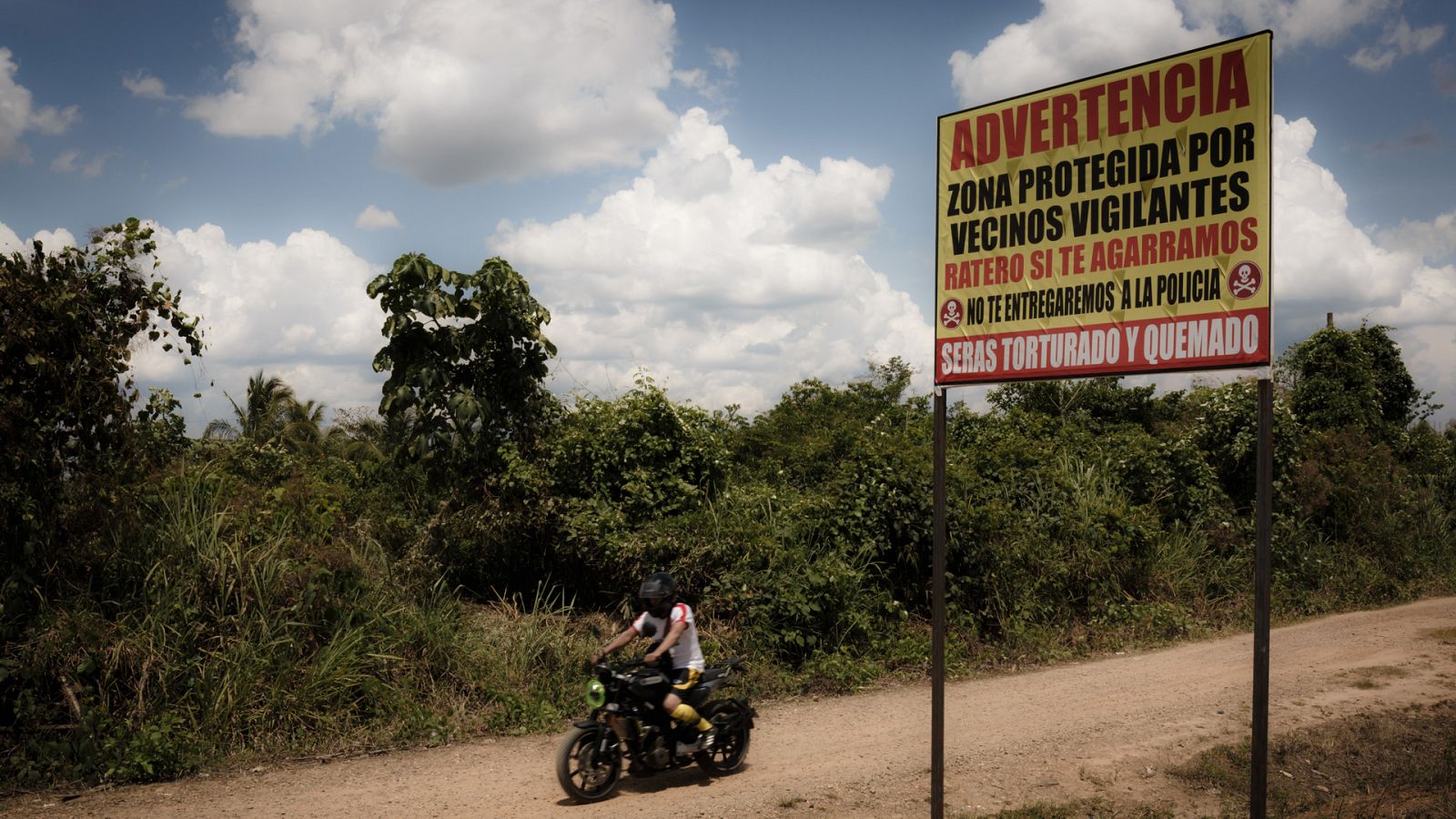 En portada - La jaula de oro - Ver ahora