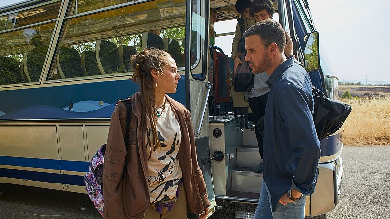 Hit - T2 - Episodio 8: Resistencia