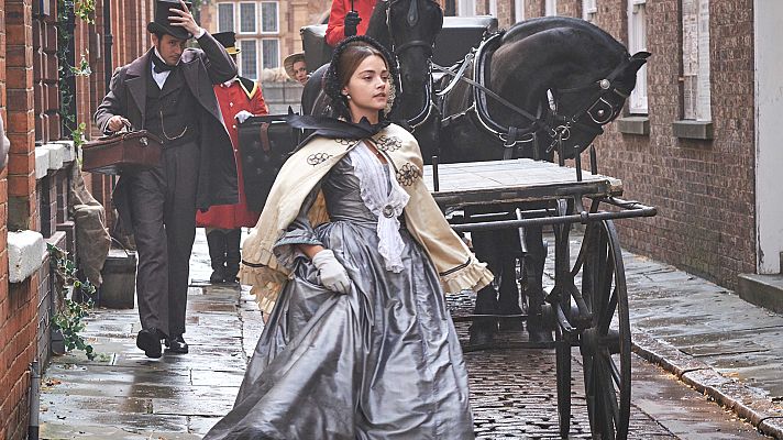 Victoria - Cuerpos extraños