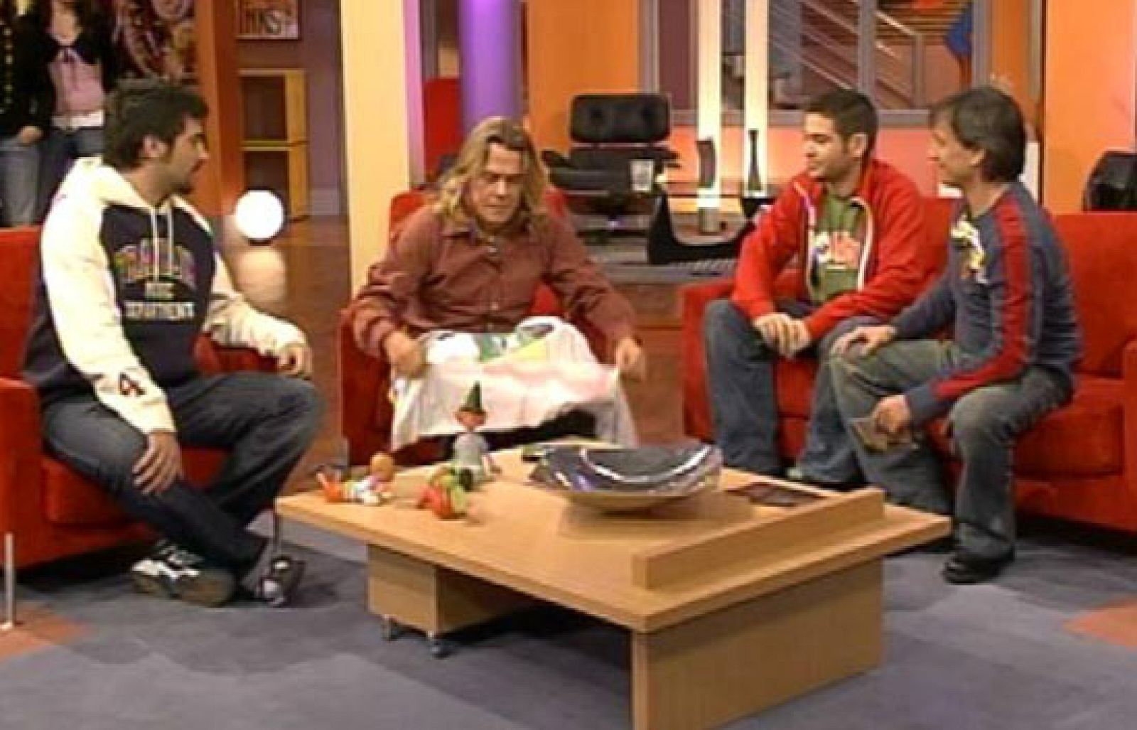 Estopa con Cruz y Raya en 2005 - Humor en el Archivo de RTVE | Ver