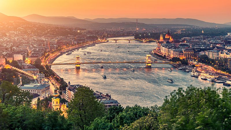 Espa�oles en el mundo - Hungr�a - Ver ahora