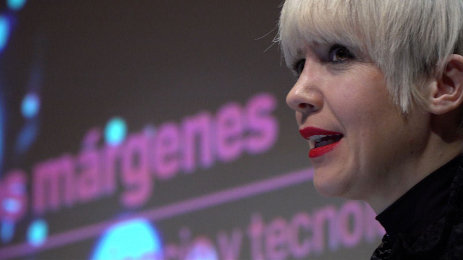 Cámara abierta - Habitar los márgenes... (Remedios Zafra); el thriller climático Tex Patton, de Paula Gonzalo; y las intervenciones artísticas de Iván Kravchenko - ver ahora