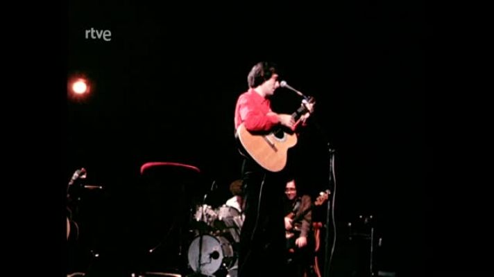 Barcelona RTVE - Joan Manuel Serrat: canta 'Blanca, bruna', i entrevista