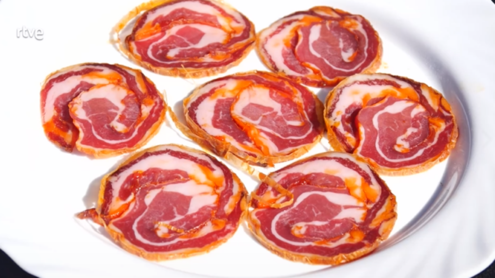 Aquí la Tierra - Preparamos manto embuchado