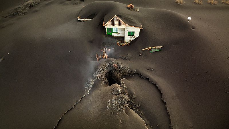 La casa atrapada por el volcán que ha dado la vuelta al mundo