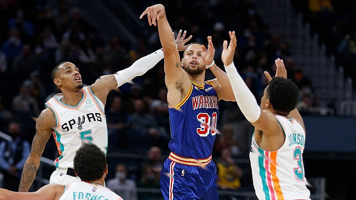 Telediario 1 - Las genialidades de Curry, ante la atenta mirada de Pau Gasol