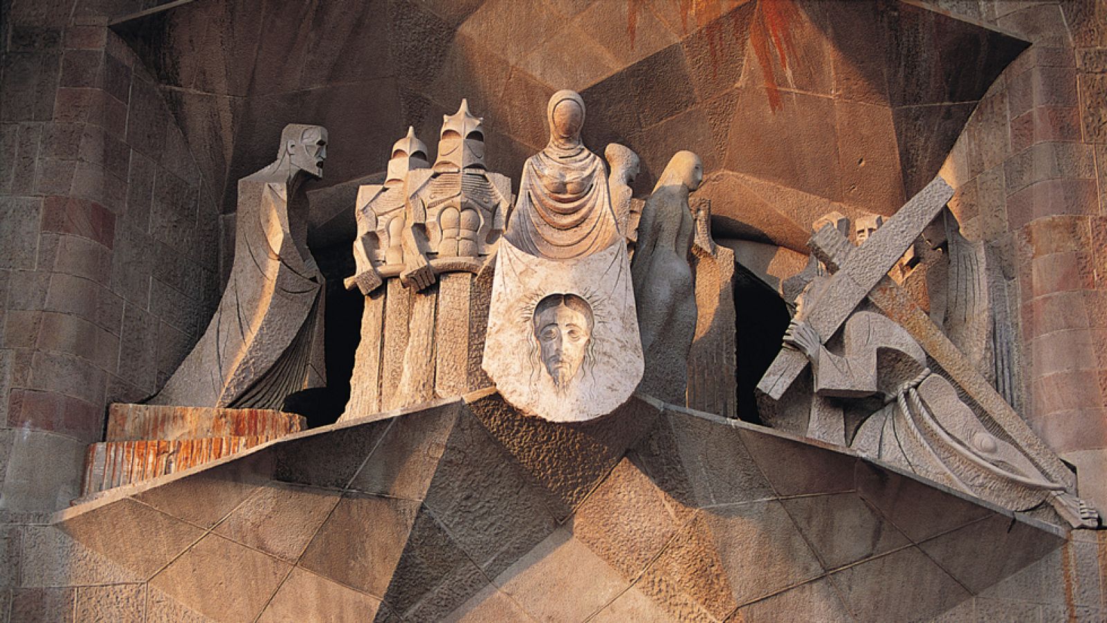 Gaudiana, capítulo 2: La sombra de Gaudí