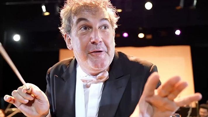 Telediario 1 - La compañía Yllana estrena Royal Gag Orchestra