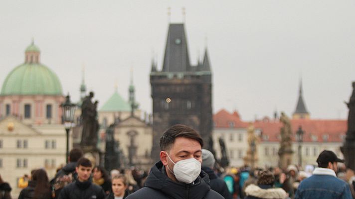 Telediario 1 - El debate sobre la vacunación obligatoria se extiende por Europa