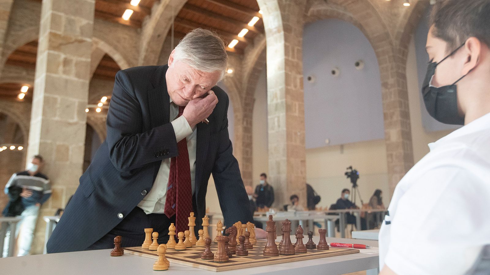 Karpov, invitado de honor en el torneo 'El Llobregat Open Chess' en Barcelona