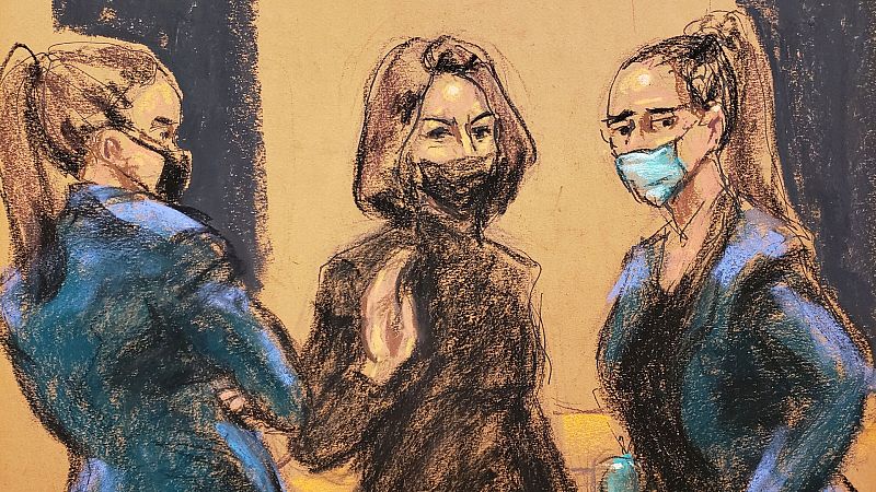 Varios testigos acusan a la exnovia de Jeffrey Epstein de proporcinarle contactos de menores de edad