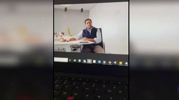 Telediario 1 - Una empresa de EE.UU. despide a 900 trabajadores a través de Zoom