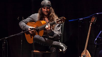 Atenci�n Obras - El Amir - ver ahora