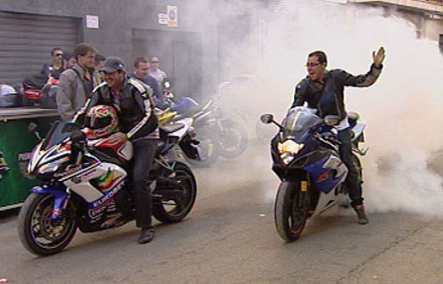  - Los moteros invaden Cheste