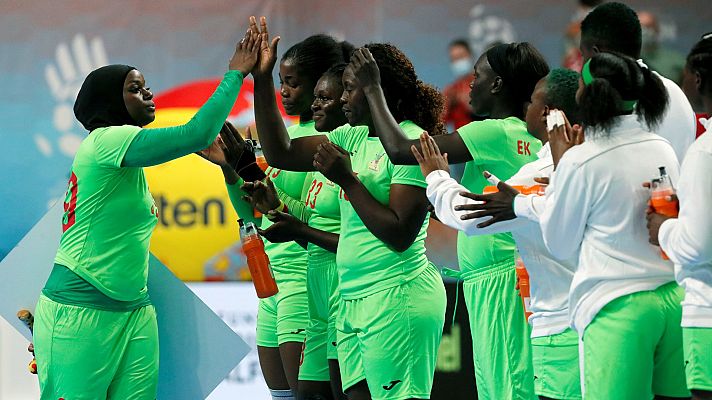Telediario Matinal - Desaparecen cuatro jugadoras de Camerún en el Mundial de Balonmano