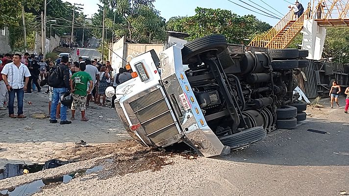 Telediario Fin de Semana - Bscan a los responsables del accidente de Chiapas