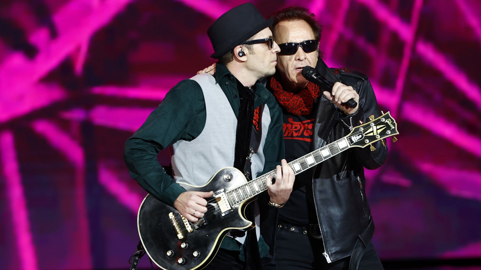 Canciones de éxito de los 80 en los premios Forqué - Premios José María Forqué | Ver