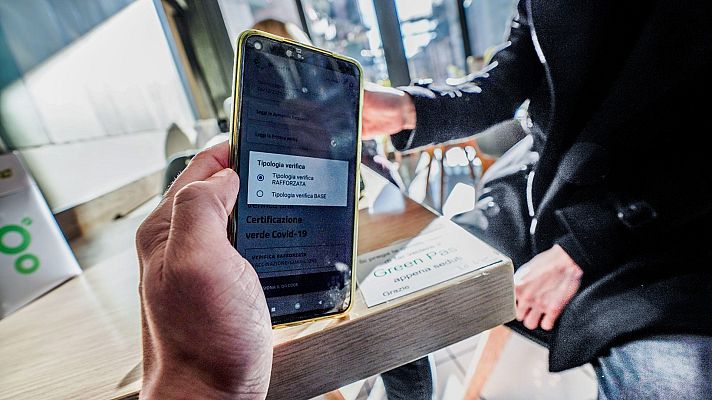 Telediario Fin de Semana - Italia extiende el uso del pasaporte COVID