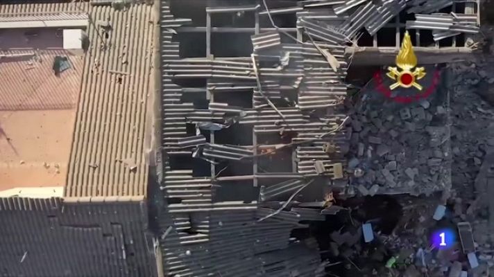 Telediario Fin de Semana - Se derrumba un edificio en Sicilia por escape de gas