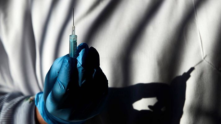 Telediario 2 - Baleares exigirá el pasaporte COVID a los trabajadores sanitarios