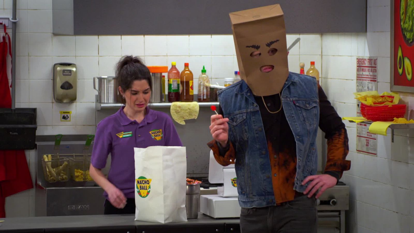 El flechazo de chapa - Danger Force | Ver