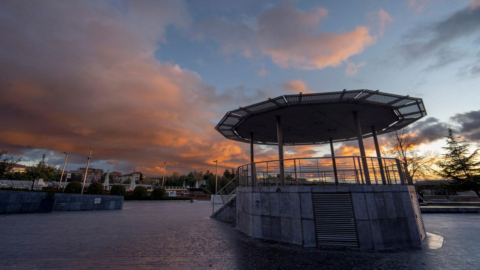 Tiempo estable con niebla extensa en el Valle del Ebro - El tiempo | Ver
